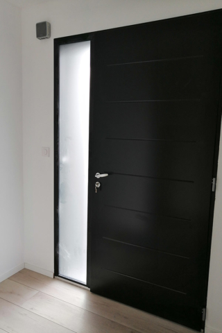 Porte d'entrée B'ELM intérieur à Acigné (35)
